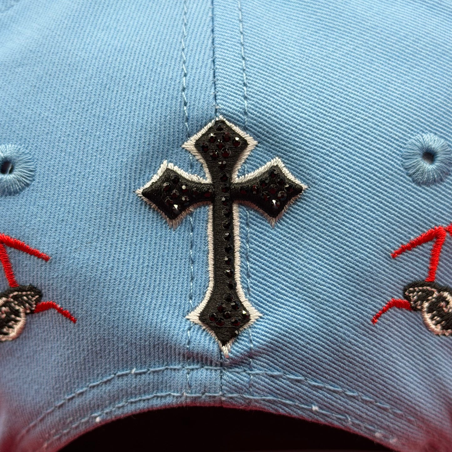 LA BLUE